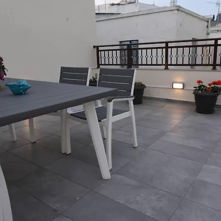 Apartment Lolos' House *